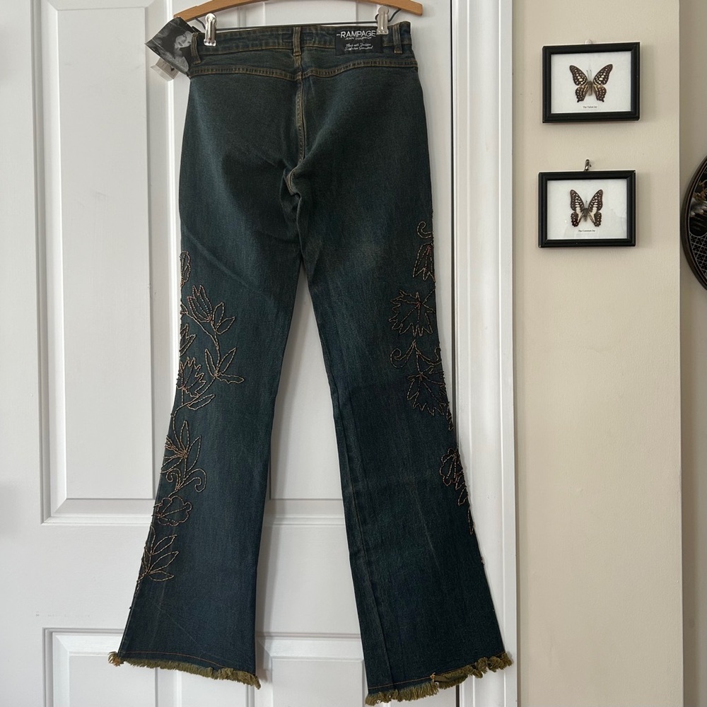 VTG 90’s Beaded Jeans - Picture 4 of 7
